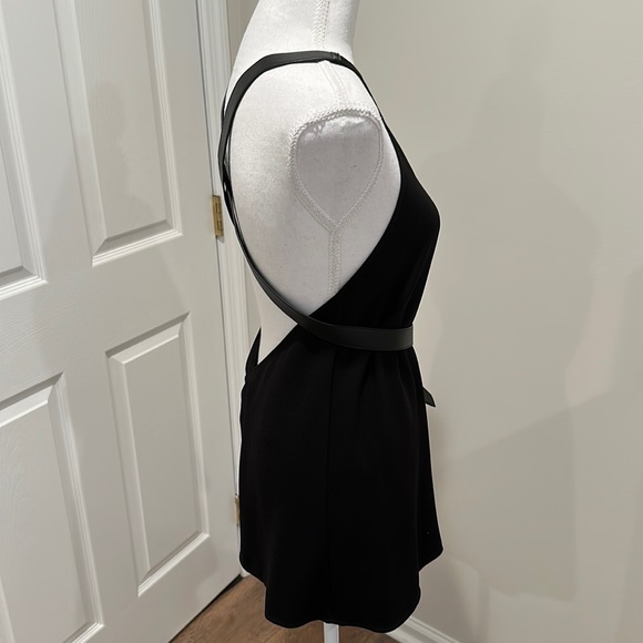 NWT Theory Yvetta Top with Leather Straps - Picture 2 of 16